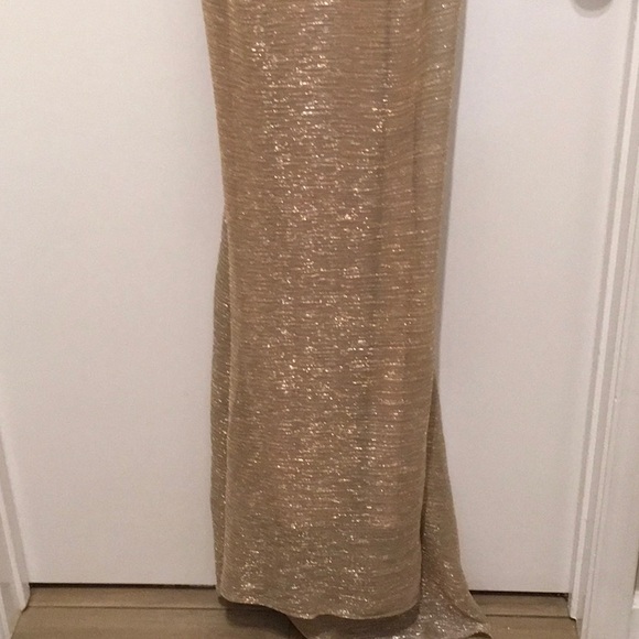 NWT Betsy & Adam Metallic Cape Gown Gold/Silver Size 6 - Picture 5 of 16